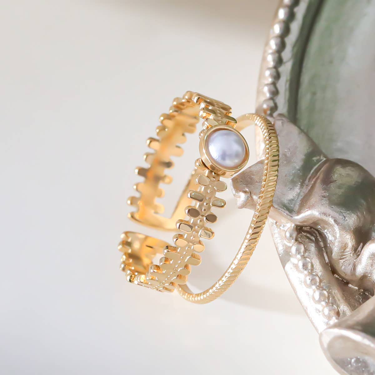 Zweizeiliger Ring mit Perle