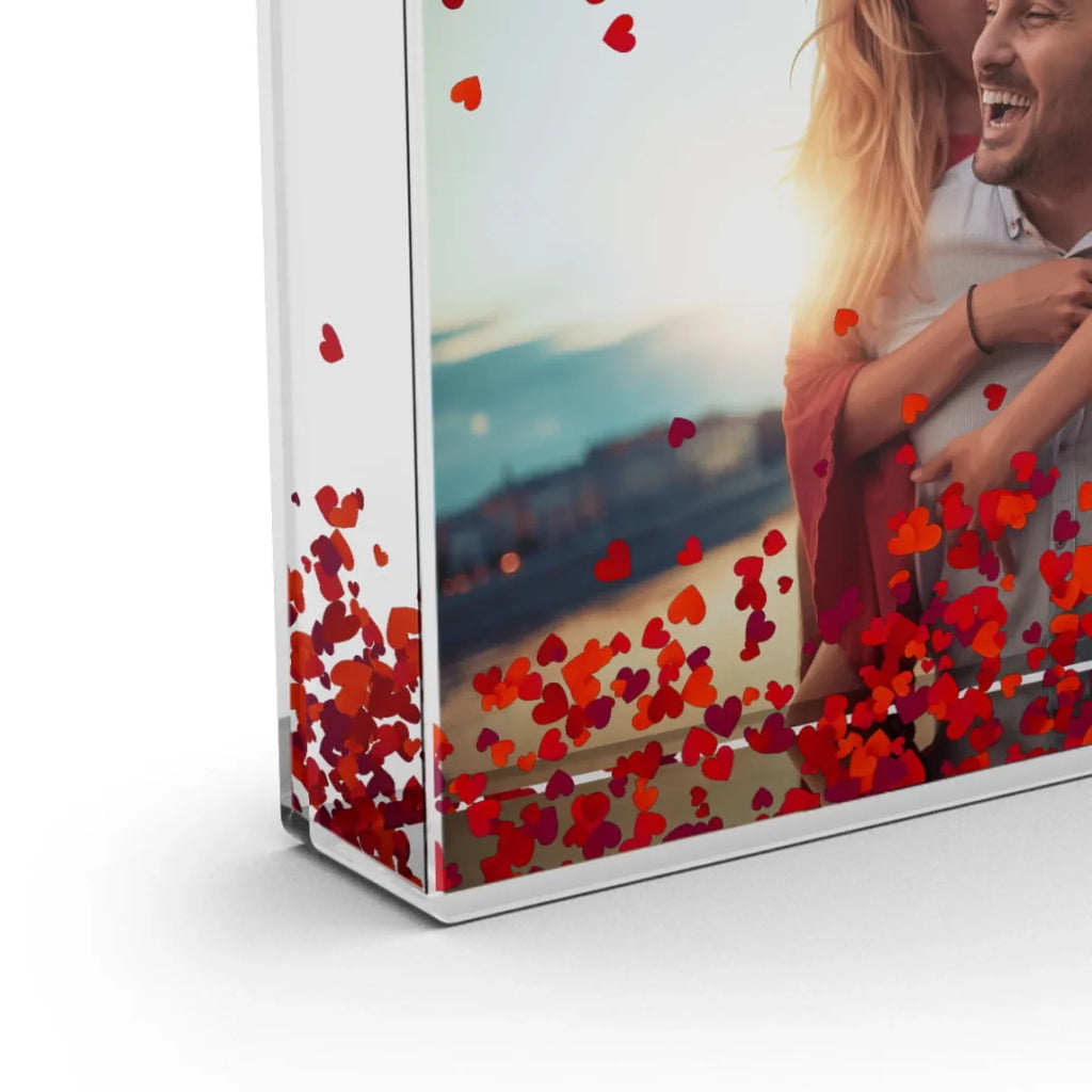 shaking-frame-heart-02-closeup-motif