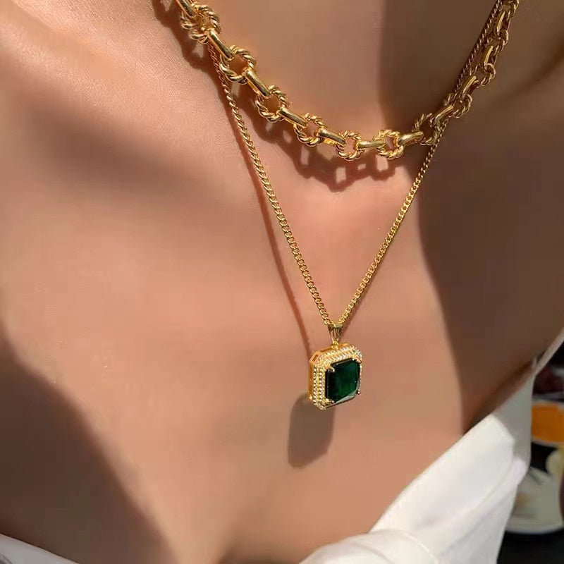 Green Stone Necklace 