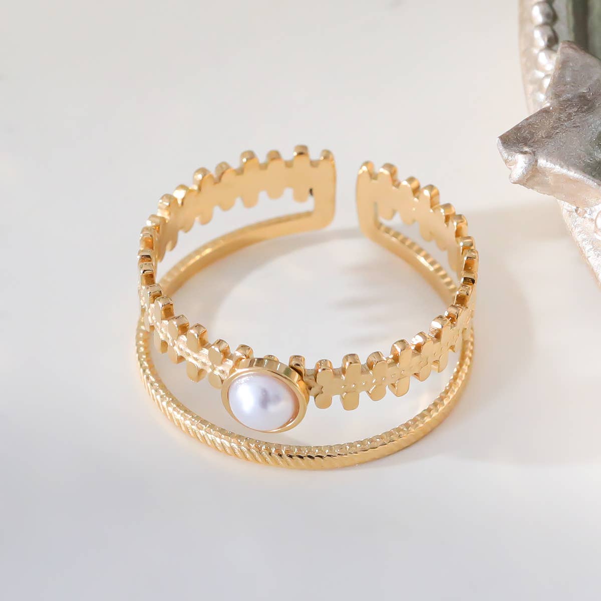Zweizeiliger Ring mit Perle